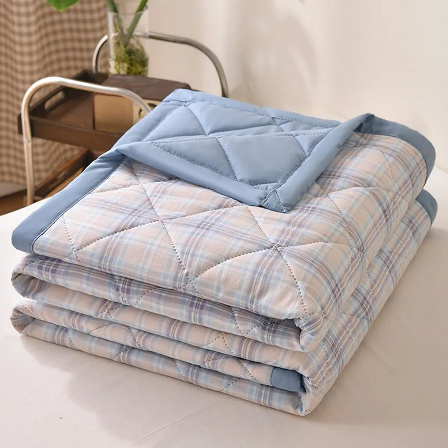 Summer Thin Comforter Soft Air-Conditioned Four Season Comforter Machine Washable Single Double Blanket Ultrasonic Quilted Quilt