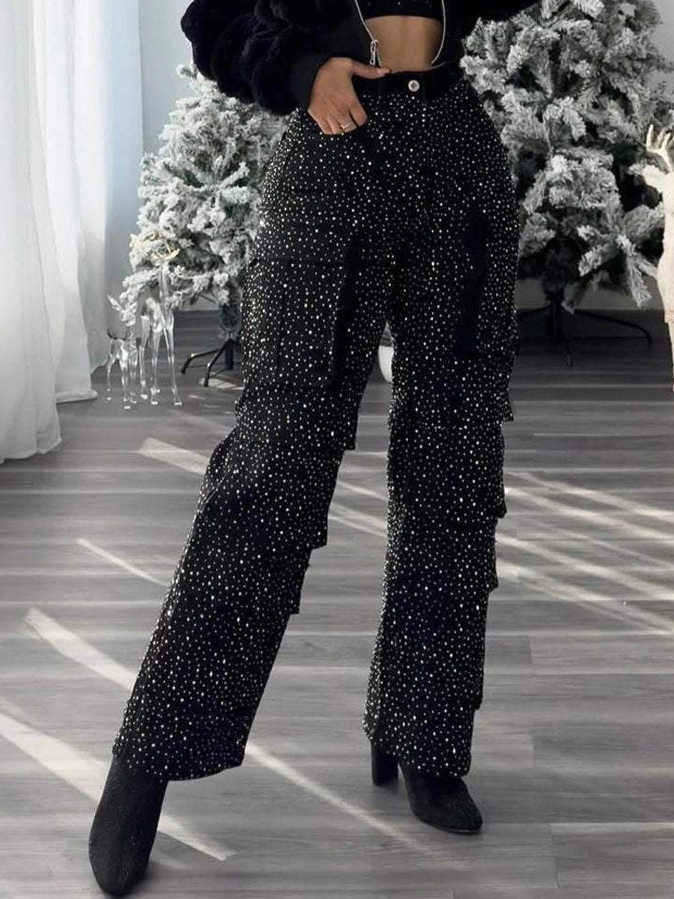 2025 New High Waist Black Rhinestone Multi-Pocket Work Jeans, Street Style, High Quality Fashionable Straight Jeans, a Must-Have.