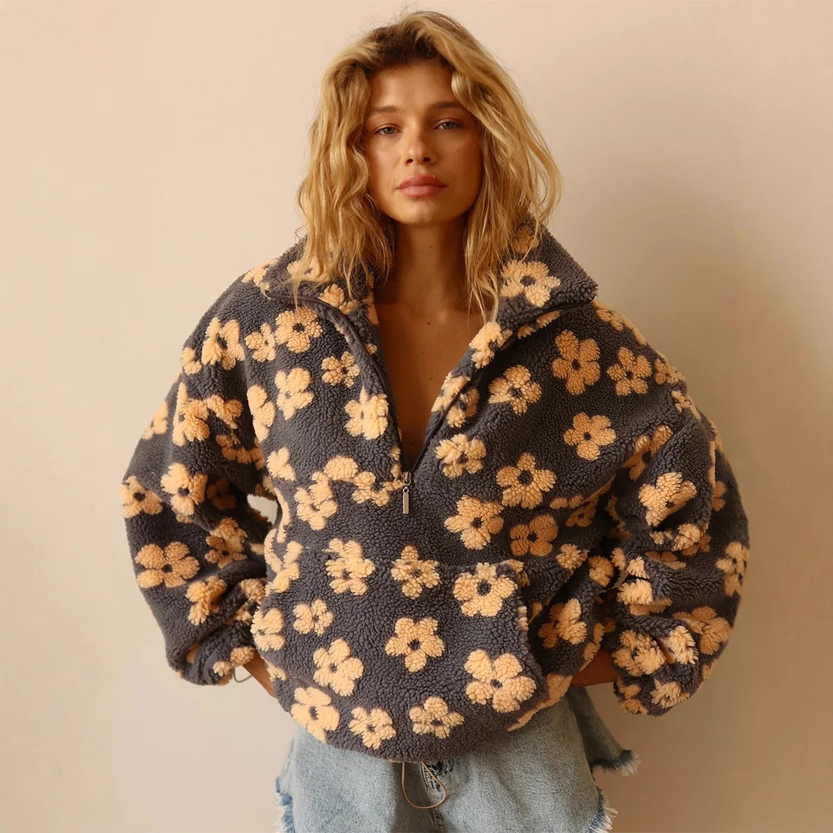 Shake Grain Velvet Flower Hoodie 2025 Autumn And Winter New Fashion Hoodie, Warm Furry Hoodie, Woolen Sweater For Women