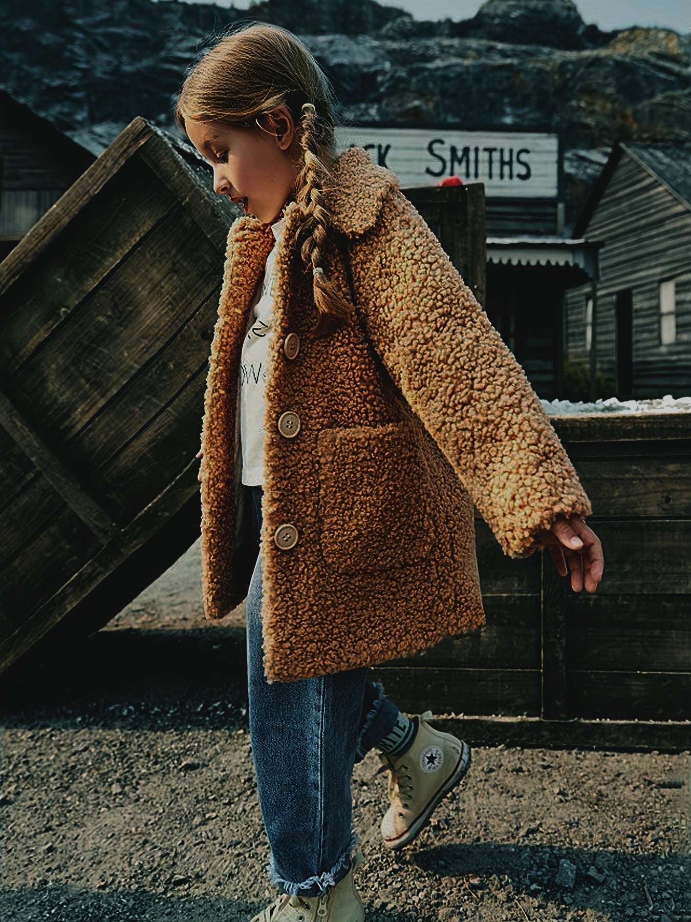 Girls' Lamb Fur Jacket | JOMAKE Korean-Style Lapel Collar, Two-Tone, Warm Windbreaker with Pockets, Lining, Button Closure, Long Sleeves for Winter