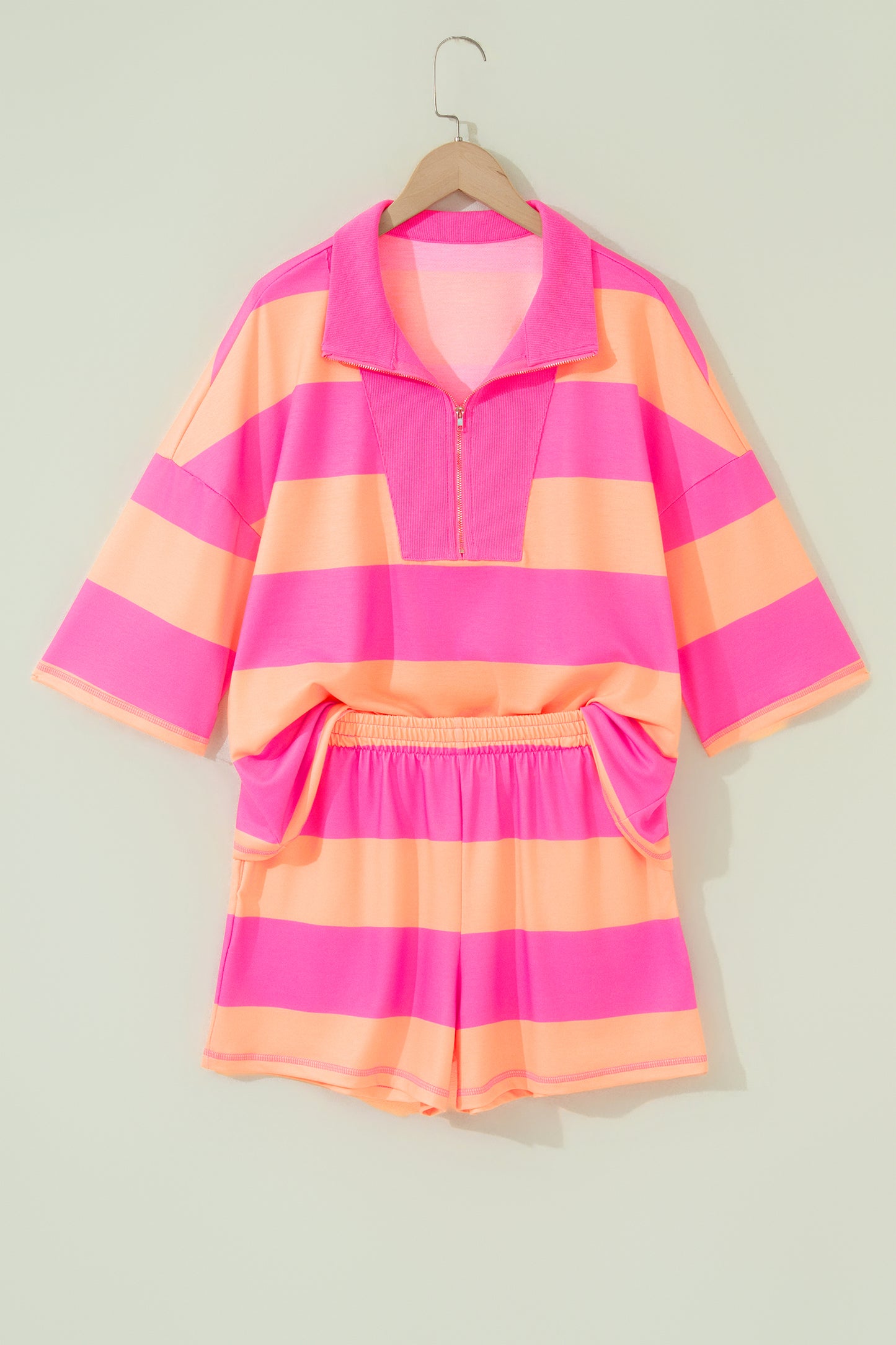 Yellow Stripe Half Zipper Placket Bracelet Sleeve Top Casual Shorts Set