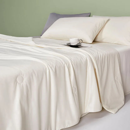 High Quality Cold Blanket Cool Air-Conditioned Comforter Lightweight Summer Comforter With Double Sided Cold And Cooling Fabric