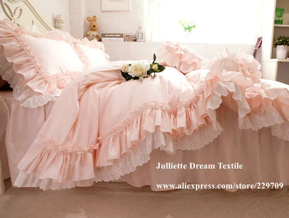 Luxury King Size Bedding Set Romantic Lace Ruffle Duvet Cover Wedding Bed Cover Set Bedroom Set Queen Comforter Bedding Sets