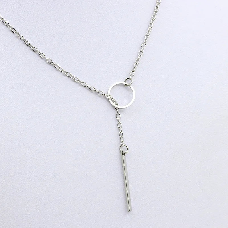 2025 New Fashion Necklace Design Ladies Fashion Simple Simple Metal Round Necklace Wholesale Sales