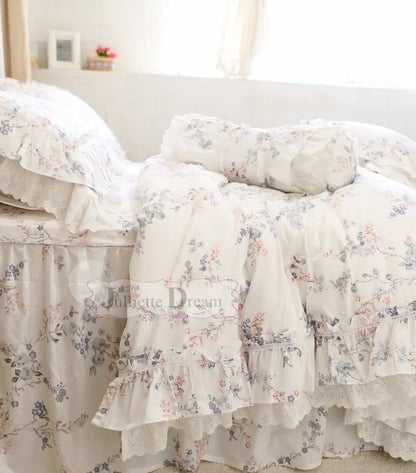 Luxury King Size Bedding Set Romantic Lace Ruffle Duvet Cover Wedding Bed Cover Set Bedroom Set Queen Comforter Bedding Sets