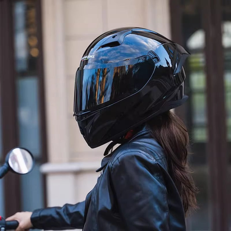 Motorcycle Helmet 3C Certified Bluetooth Men's and Women's All-Season Universal Personalized Electric Cruise Motorcycle Full-Coverage Full-Face Helmet
