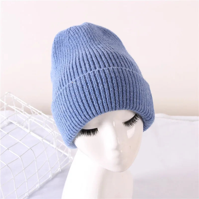 New winter adult casual beanie cap Outdoor lady knitted hat Thick warm comfortable