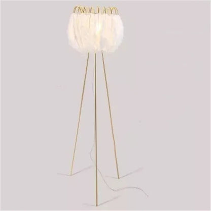 Modern Floor lamp for Living room Studio Bedroom Girl room feather lamp tripod minimal Gold floor table lamp