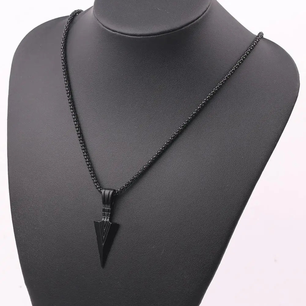Men Necklace Hip Hop Vintage Arrow Necklace Stainless Steel Hip Hop Pendant Sweater Necklace Gift Jewelry Necklace for Men