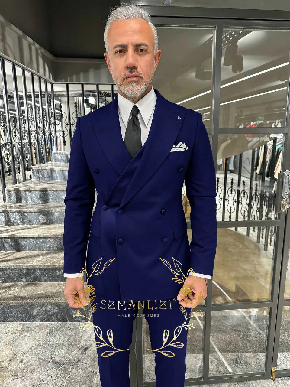 Black Men's Suit 2 Piece Double Breasted Jacket Pants Formal Wedding Groom Tuxedo Peaked Lapel Blazer Customized Men's Suit