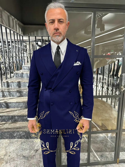 Black Men's Suit 2 Piece Double Breasted Jacket Pants Formal Wedding Groom Tuxedo Peaked Lapel Blazer Customized Men's Suit