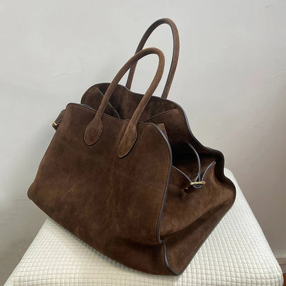 2024 High-end Niche Design Handbags Outdoor Travel Bags Autumn and Winter New High-capacity Retro Commuter Handbags Ladies