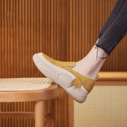 Casual shoes for women in summer 2025 new soft soled retro low cut height increasing single shoe for women