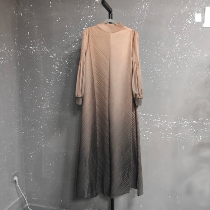 LANMREM Niche Gradient Colorblock Design Pleasted Women's Dress 2025 New Loose Chic Long Sleeve Temperament Long Dresses 2DB3396