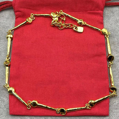 Jewelry Handmade Se . Necklaces and bracelets in gold/silver tones with crystal pendants and chain designs.