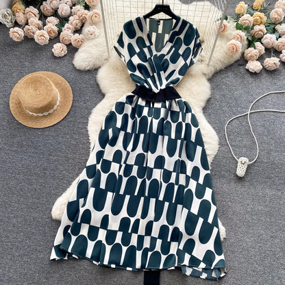 2026 Summer Bohemian Wommen Print Midi Dress Vintage V-Neck Sleeveless High Waist A-Line Plain Vestido Female New Casual Robe