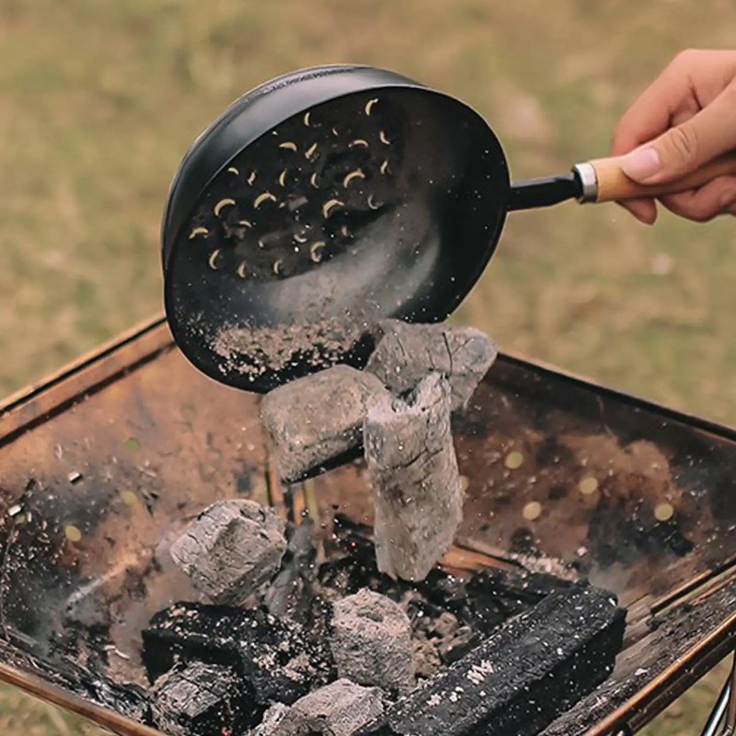 Outdoor Stove Lighting Charcoal Pot Charcoal Fire stove durable long handle Charcoal Burner Fire stove For Outdoor Barbecue