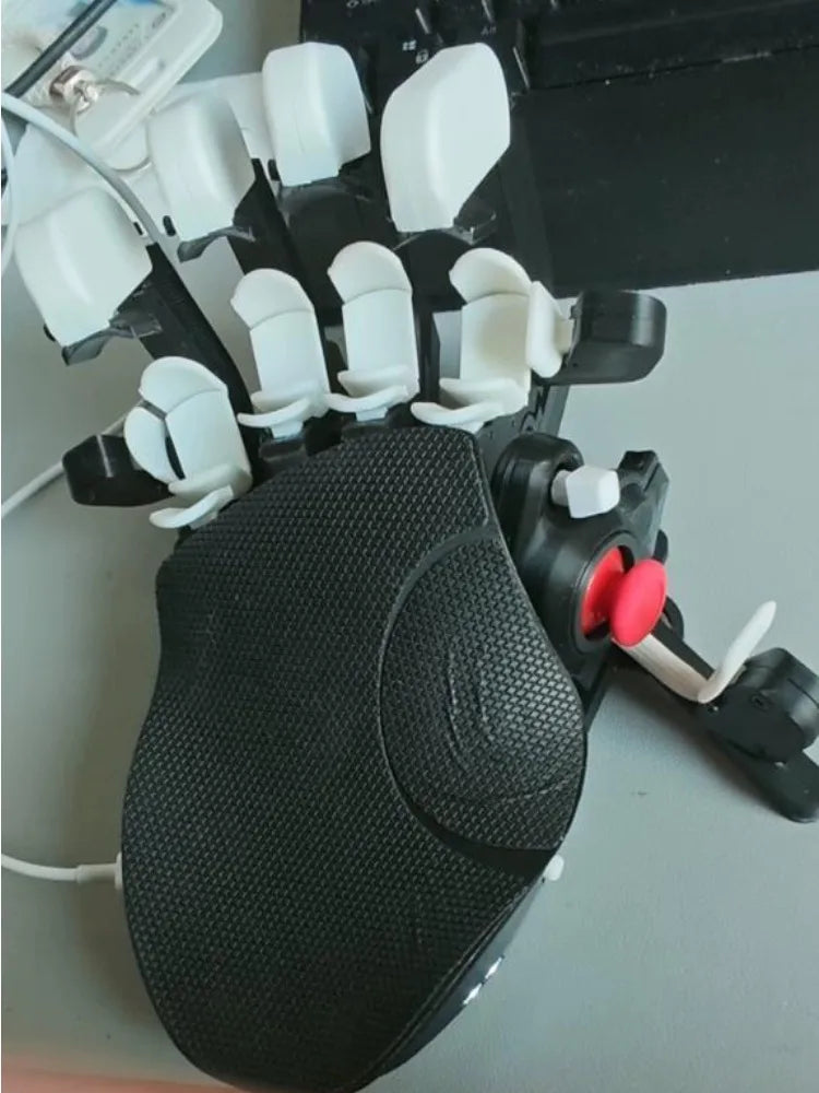GameClaw One-Handed Gaming Keyboard Ergonomic Design Keyboards Supports Customizable Joystick Buttons One-Handed Gaming Keyboard
