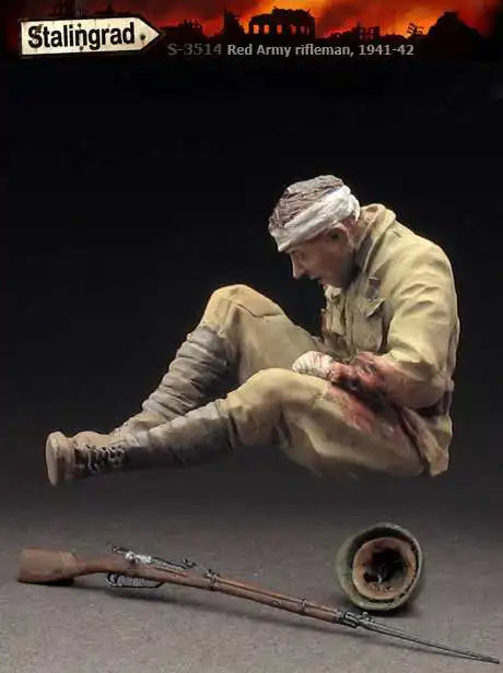 1/35 model kit resin kit  Wounded Soviet soldiers Collectible Unassembled Sculpture for Hobbyists