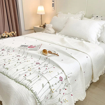 Ruffles Flowers Embroidery Spring Summer Quilt 1/3/4 Pcs Set Princess Quilted Bedspread Air-conditioning Blanket Comforter Duvet