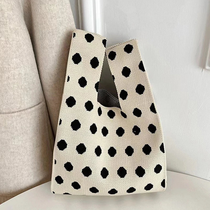 Fashion Handmade Knit Handbags Women Mini Knot Wrist Bag Korean Casual Tote Bag Reusable Shopping Bags