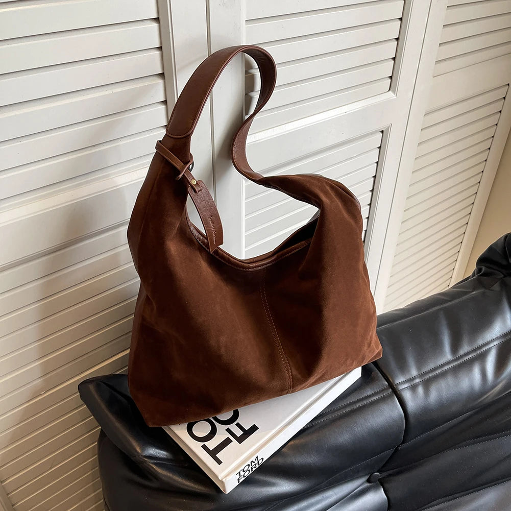 Women Suede Tote Bag Magnetic Closure Shoulder Bag Slouchy Retro Handbag Large Capacity for Work Travel （Velvet+PU）