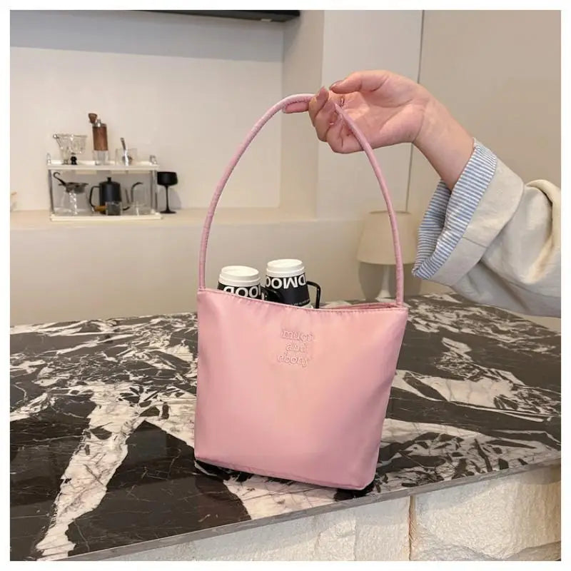 NEW Women's High Capacity Handbag Underarm Handbag Shoulder Bag Waterproof Embroidered Letters Underarm Bag Tote Bags