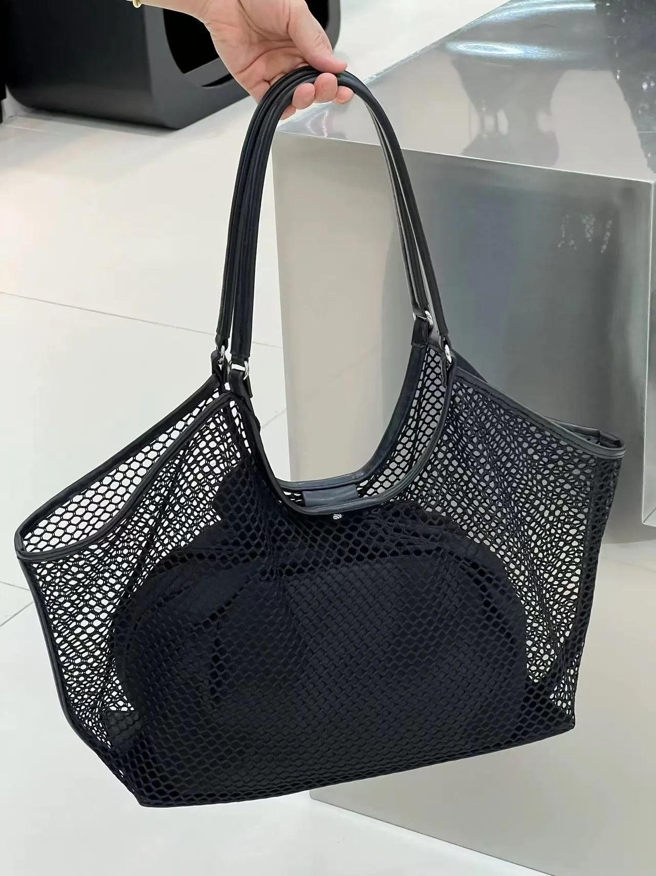NEW PU Leather Wing Tote Bag Roomy Cluth Bag Large Capacity Buckle Woman Luxury Designer Travel Shoulder Bags Shopper Handbag
