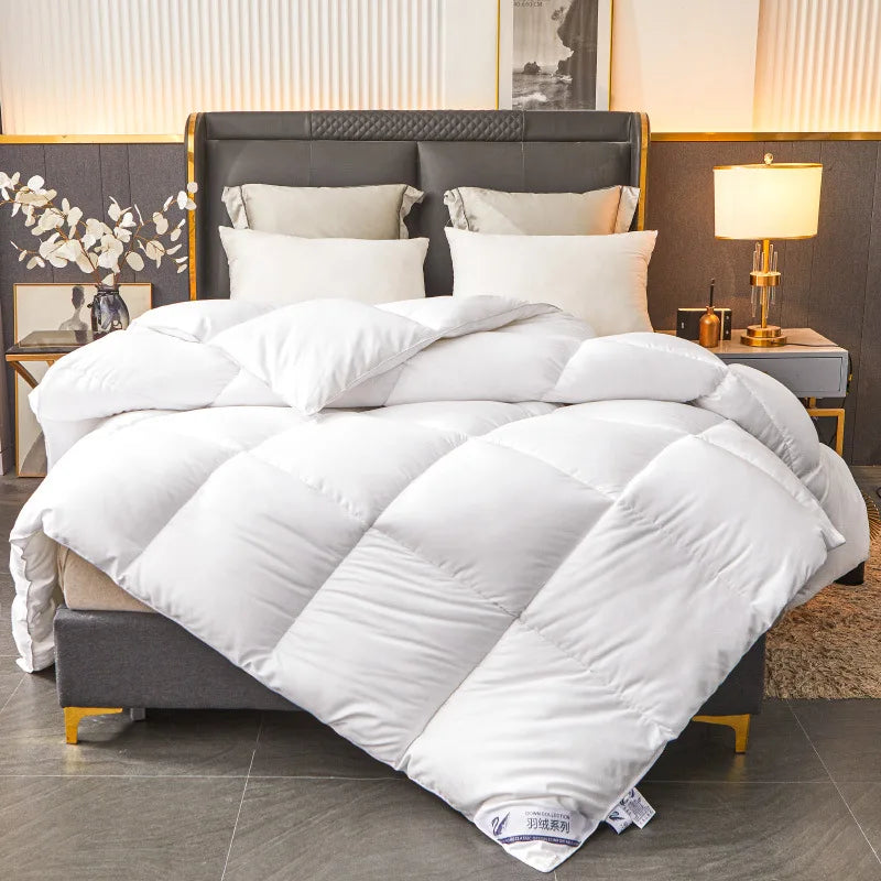 New 3D down comforter, soft goose down comforter, skin friendly cotton fabric, warm comforter, luxurious four season comforter