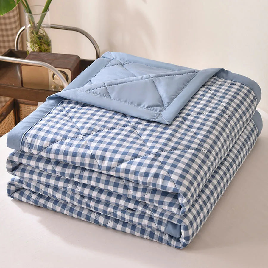 Summer Thin Comforter Soft Air-Conditioned Four Season Comforter Machine Washable Single Double Blanket Ultrasonic Quilted Quilt