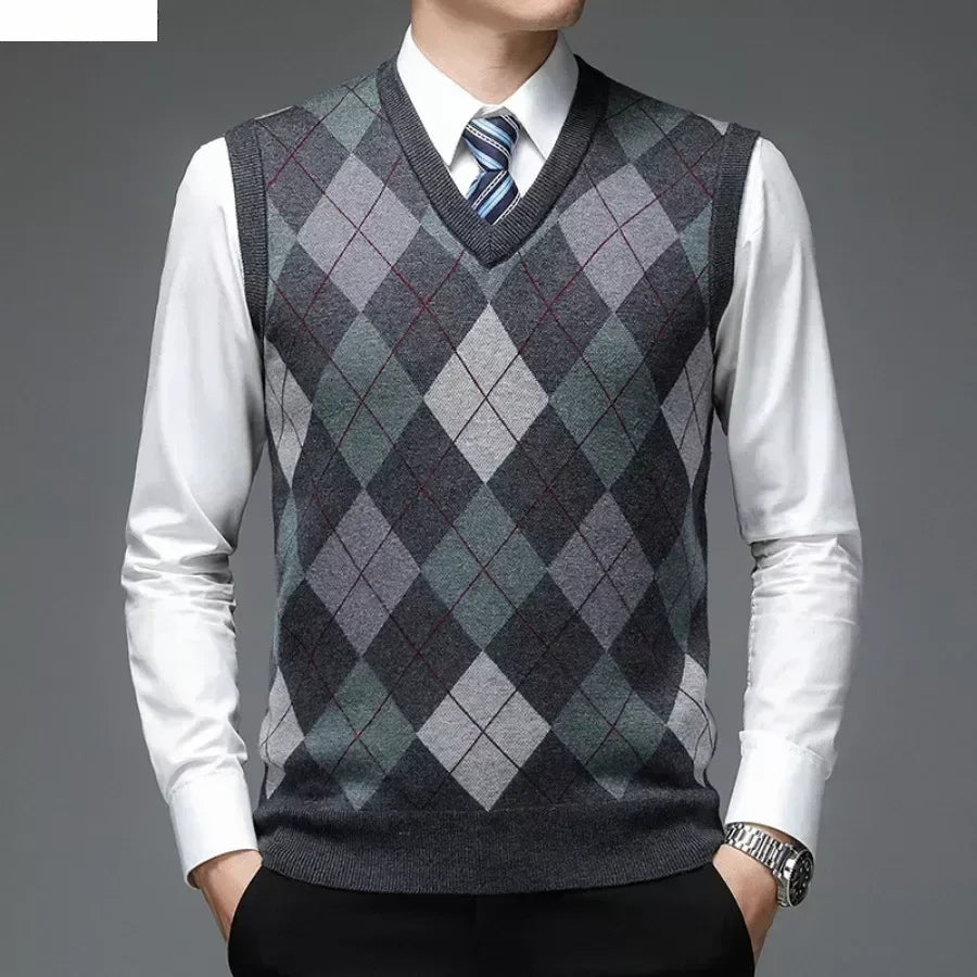 New  Men's Casual Knitted Wool Sweater Vest V-neck Knit Pullover Jacquard Plaid Sleeveless Tops Business Office Men's Vest