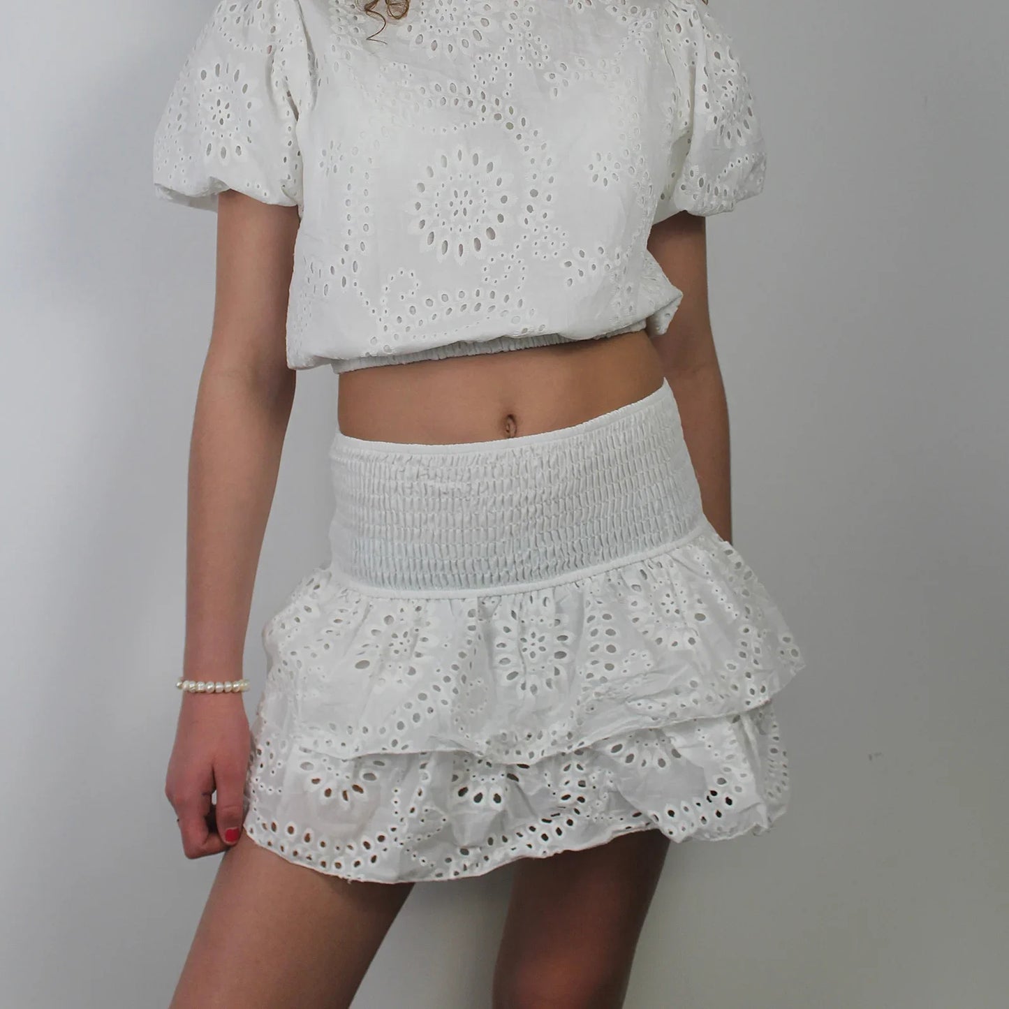 Women A-Line Pointelle High Waist Layered Ruffle Skirt Shirred Mini Skirt Summer Solid Color Sweet Skirts Black/White/Pink