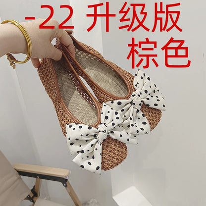 Flat Shoes for Women Spring and Autumn 2025 Breathable Hollow Flat Square Toe for Women Shallow Mouth Beach Sandals for Summer