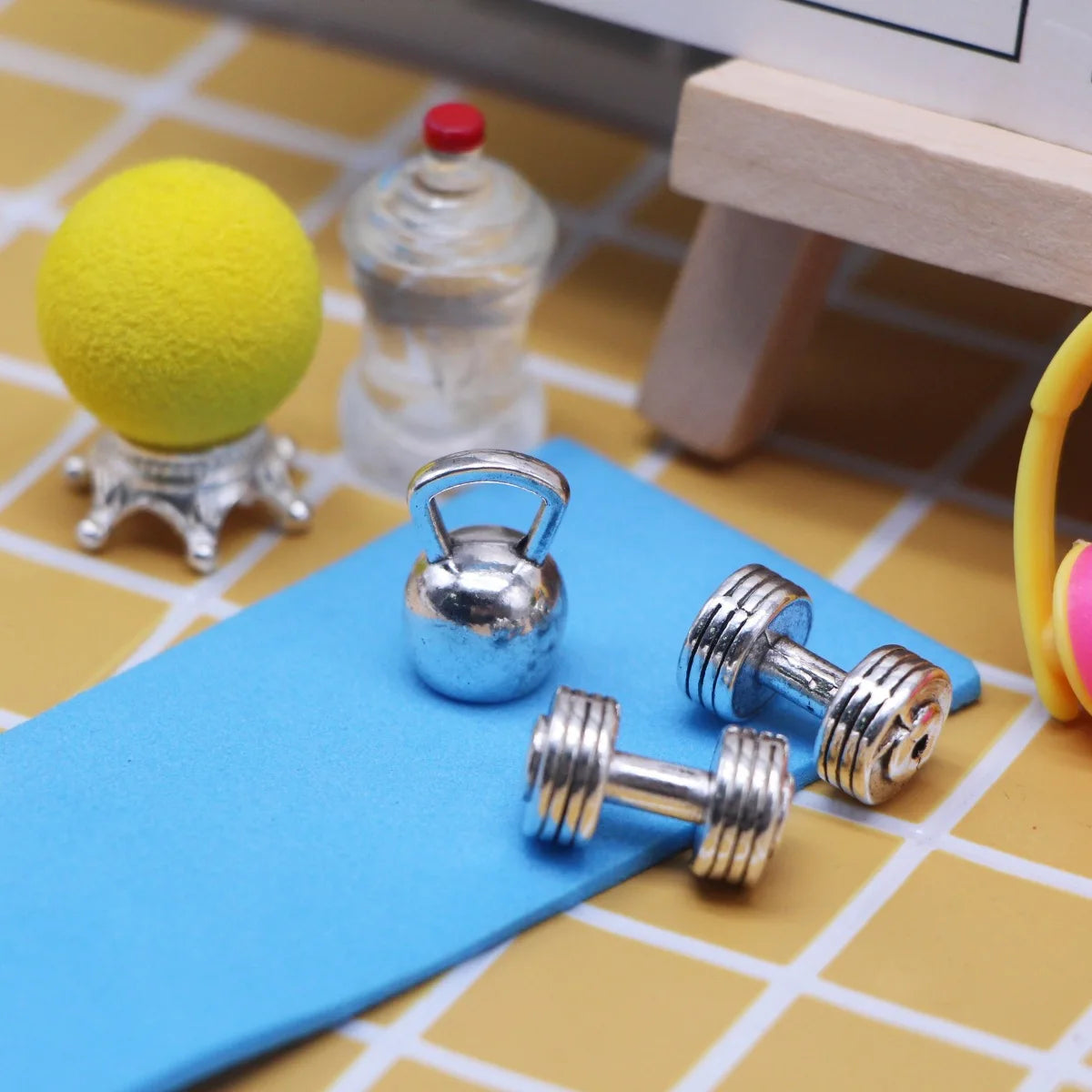 Dollhouse Mini Sports Equipment Model BJD Doll Miniature Gym Scene Decor Accessories Simulation Alloy Dumbbell Mini Yoga Mat