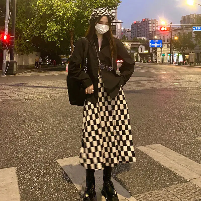 2023 AutumnWinter New High End Corduroy Checkerboard Half Skirt Women's Korean Print High Waist Fashion Mid Length A-line Skirts