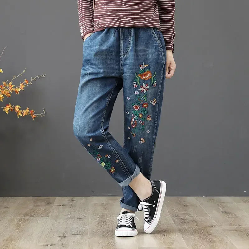 Spring New Embroidery Jeans Women Clothing Elastic Streetwear Loose Denim Pants Vintage High Waisted Baggy Mom Jeans Q5759