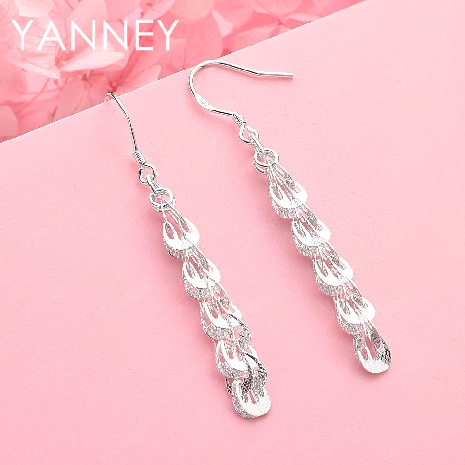Exquisite and creative 925 sterling silver earrings for women, fashion accessories, wedding gifts, and jewelry.