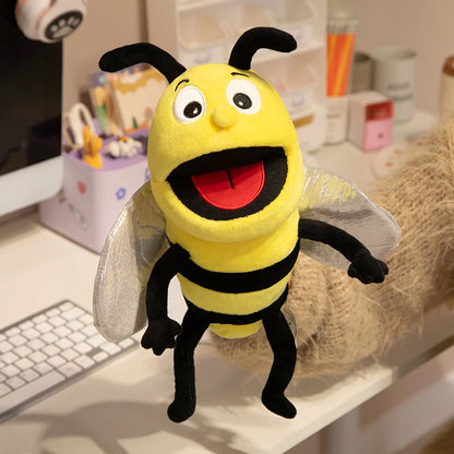 Insect Soft Stuffed Toy Doll Dragonfly Ants Butterfly Ladybug Cosplay Plush Doll Cute Hand Finger Puppet Educational Baby Toys