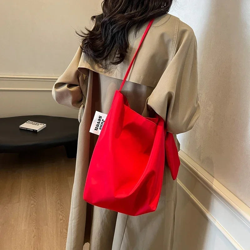 Nylon Solid Color 2025 New Product Designer Handbag Large Capacity Versatile Fashion Shoulder Bag Soft Commuter Simple Tote Bag