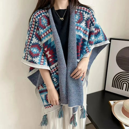 2025new Poncho Cloak Tourism Shawl Autumn and Winter Ethnic Style Knitted Capes High-end New Style Outer Scarf Split Women Shawl