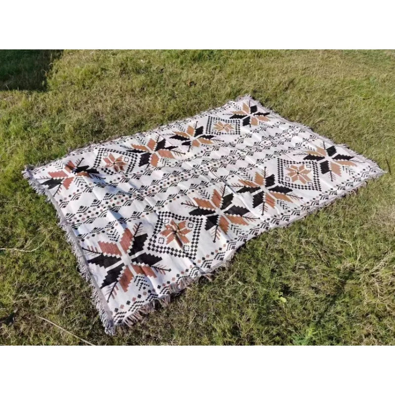 Classic Bohemian Style Outdoor Camping Blanket Sofa Cover Multifunctional Thread Blanket
