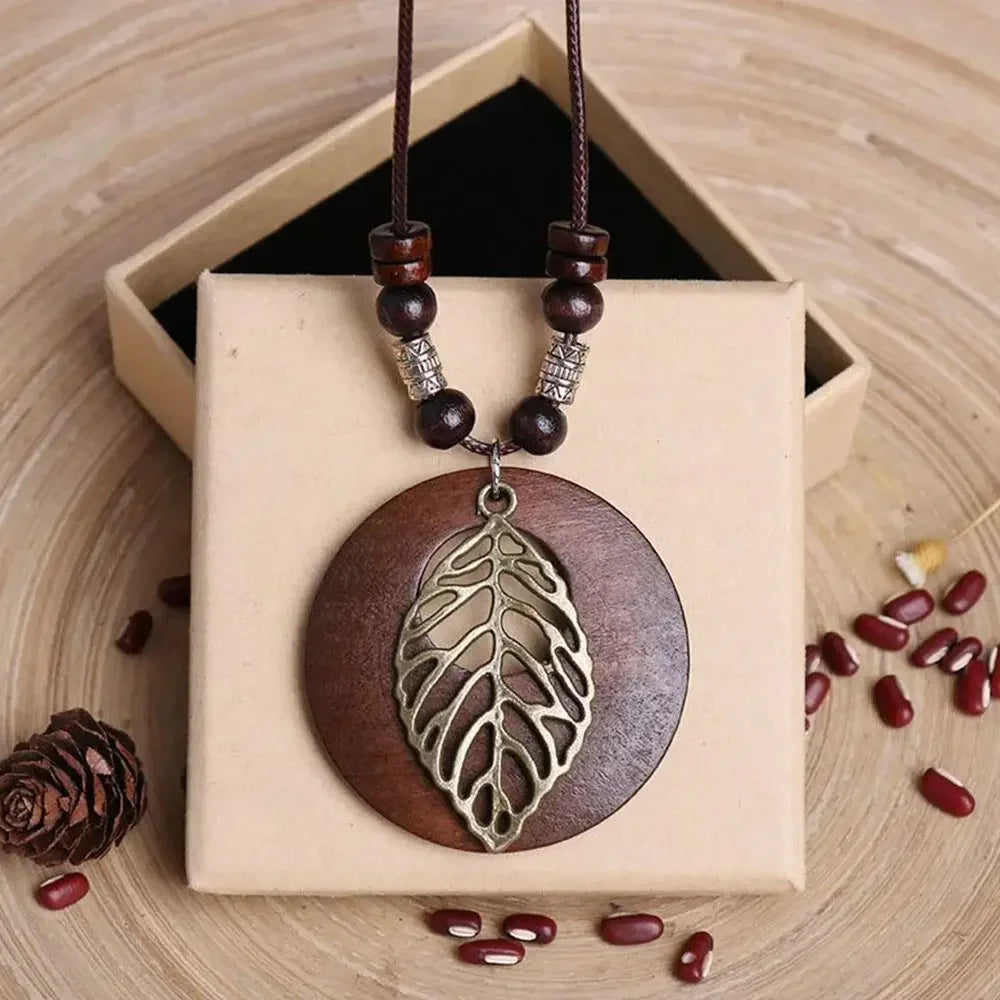 Retro Ethnic Round Wooden Leaf Owl Long Sweater Chain Necklace Women Vintage Clock Pendant Female Jewelry Neck Accessories Gifts