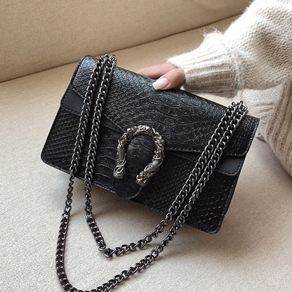 Retro Style Fashion Chain Shoulder Bag for Women Snake Pattern Crossbody Small Square Bag Trendy Accessory