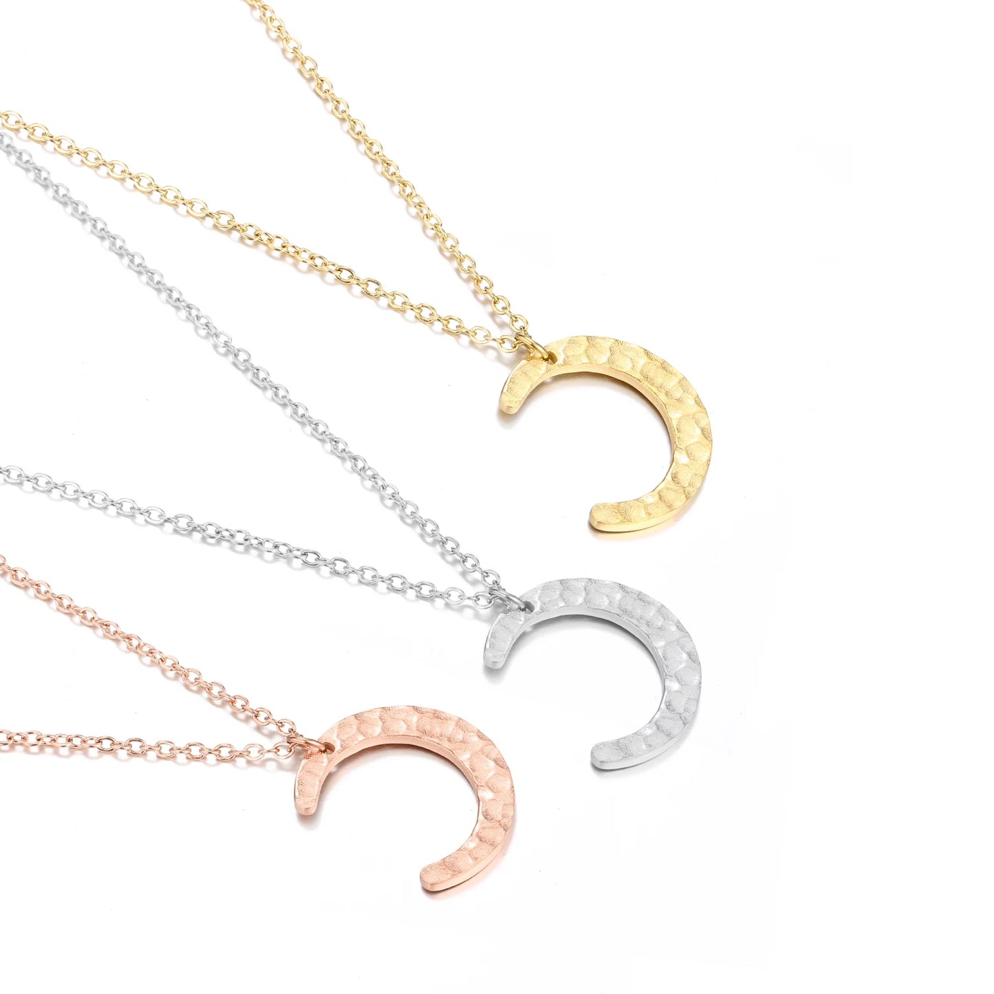 eManco Stainless Steel Moon Hammered Necklace Women's Moon Pendant Necklace Delicate Necklace Women's Graduation Gift Necklace