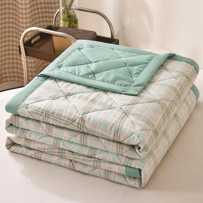 Summer Thin Comforter Soft Air-Conditioned Four Season Comforter Machine Washable Single Double Blanket Ultrasonic Quilted Quilt