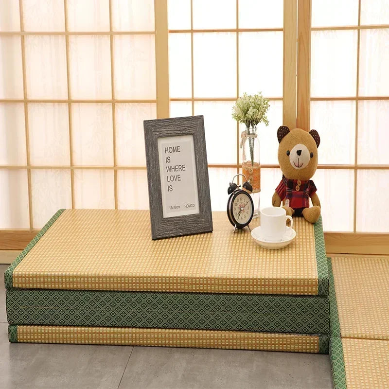 Japanese Tatami Mattress Folding Rectangle Straw Mat for Yoga And Sleeping Portable 3cm Thick Comfortable Sleeping Mat
