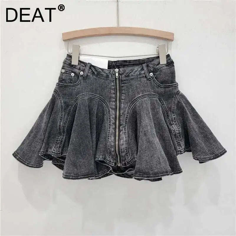 DEAT 3D Cutting Ruffled Edge Denim Skirts For Women 2024 Summer New Fashion Zipper Splicing Pleated Elastic Skirt Female 11A0198
