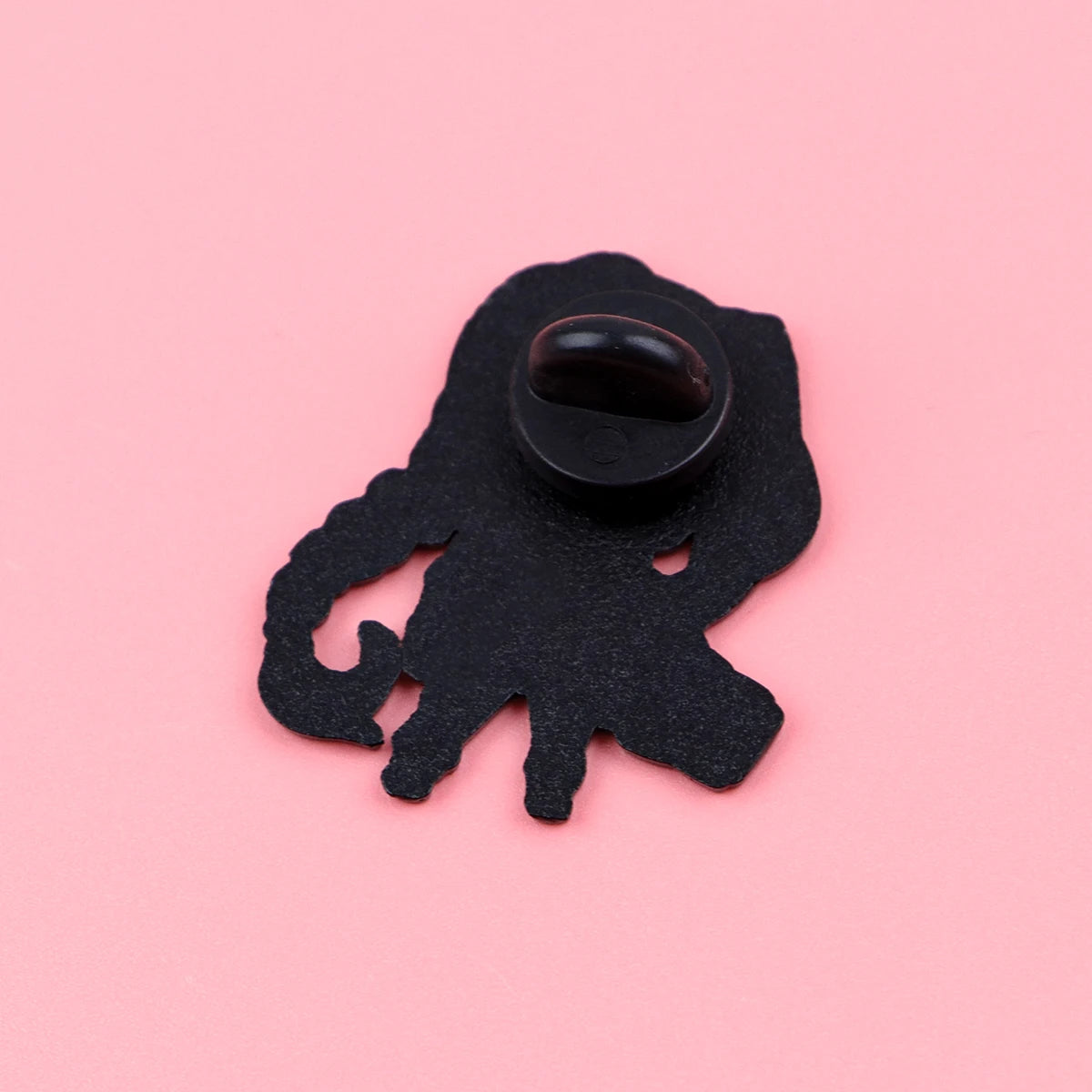 Cute Anime Game Girl Enamel Pin Women's Brooch Lapel Pins Backpack Brooches for Clothes Badges Cute Fashion Jewelry Accessories