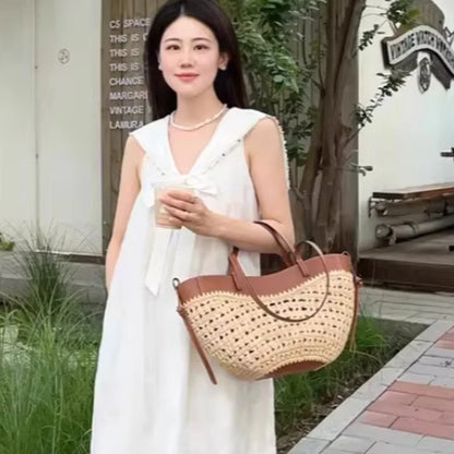 Large Capacity Dumpling Straw Shoulder Bag Women Straw Woven Bag Fashion Plush Wings Armpit Bag For Summer Beach Bucket Bag