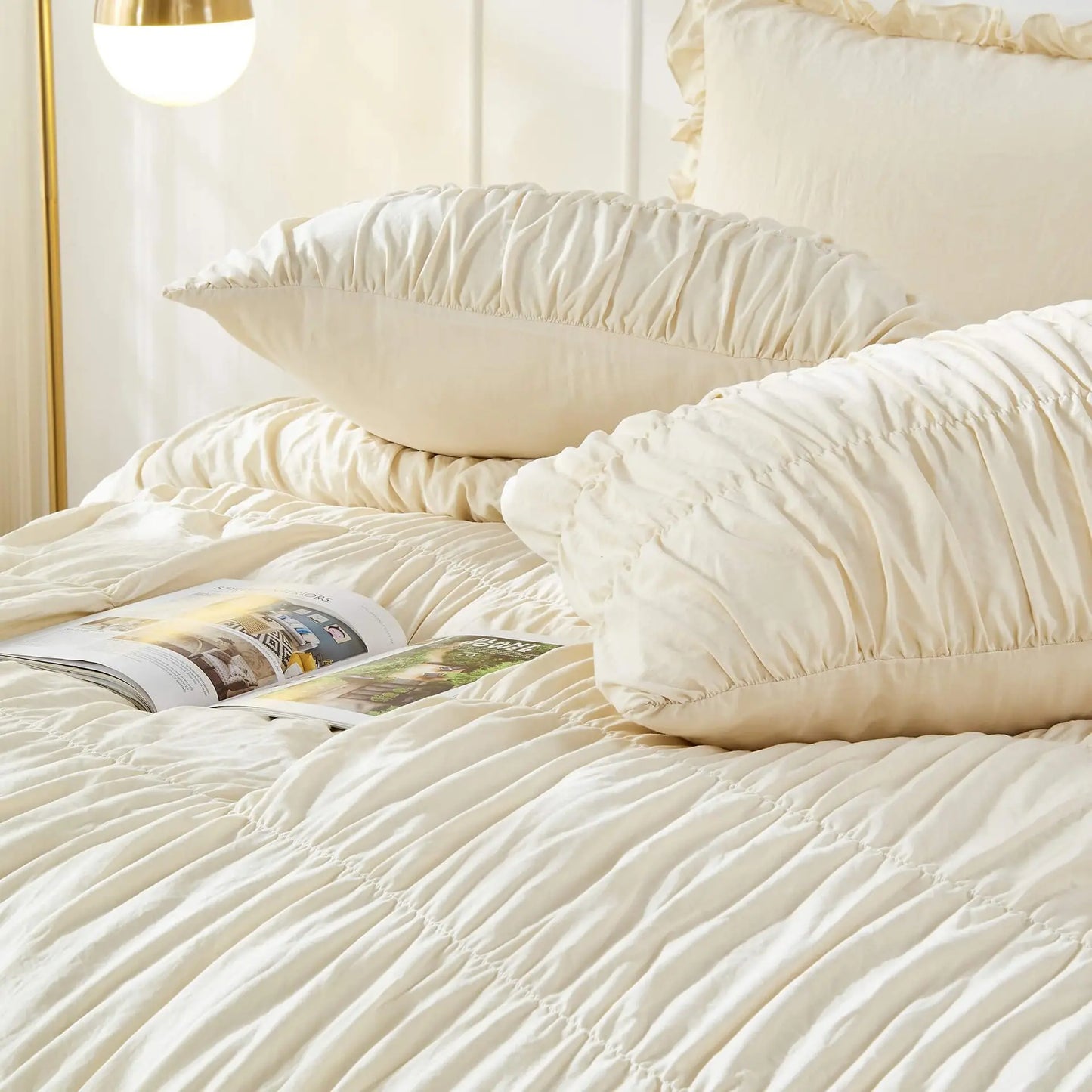 Ruched Comforter Luxury Pinch Pleat Bedding Set, Ultra Soft Washed Cotton Boho Quilt Set with Ruffled Pillow Shams 3-Piece